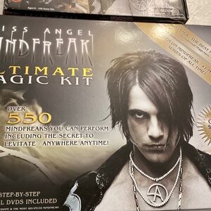 Criss Angel Ultimate Mindfreak Magic Kit
